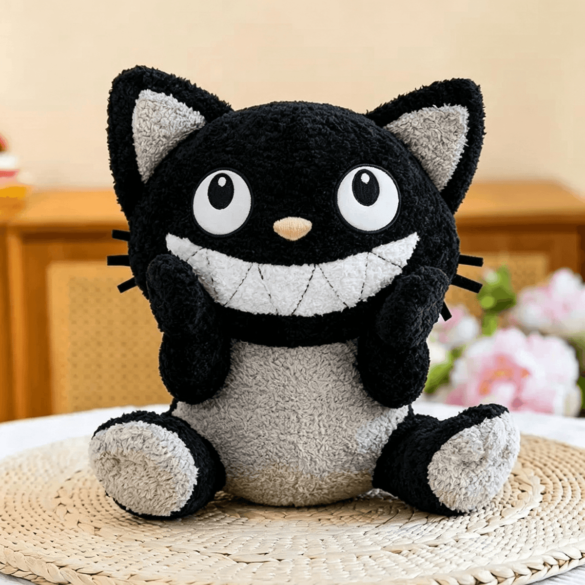 Black and White Cat Plush Toy – Kawaii Smiling Stuffed Animal Pillow